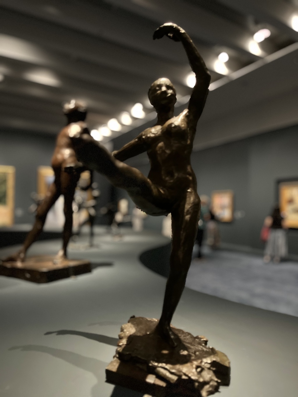 《女舞者，四位脚向前抬腿，左腿支撑（二次研究）》