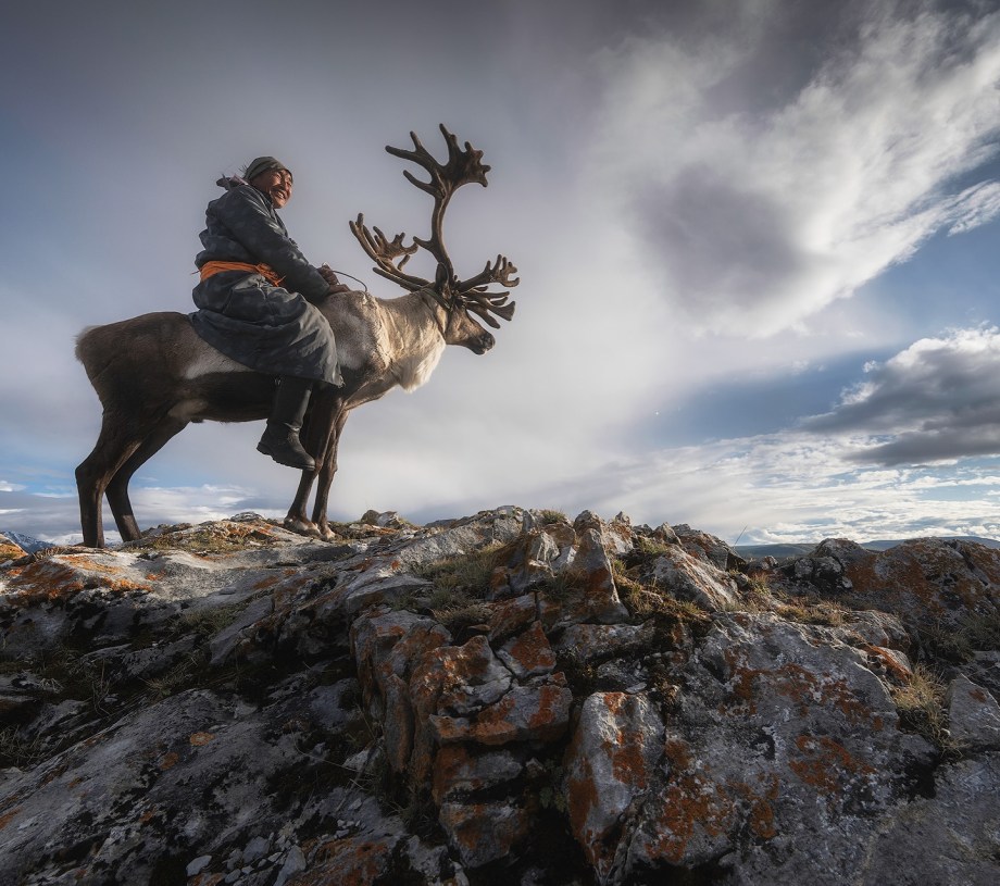 蒙古北部的驯鹿部落 摄影师Daniel Kordan
