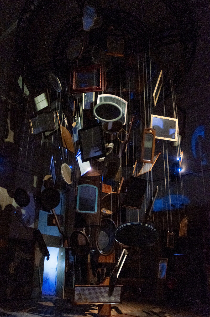 Installation view of The Infinity Machine in The Factory of Shadows: Janet Cardiff & George Bures Miller at the Monastery of Santa Clara-a-Nova in Coimbra，Portugal. Courtesy of Anozero – Bienal de Coimbra，2025.