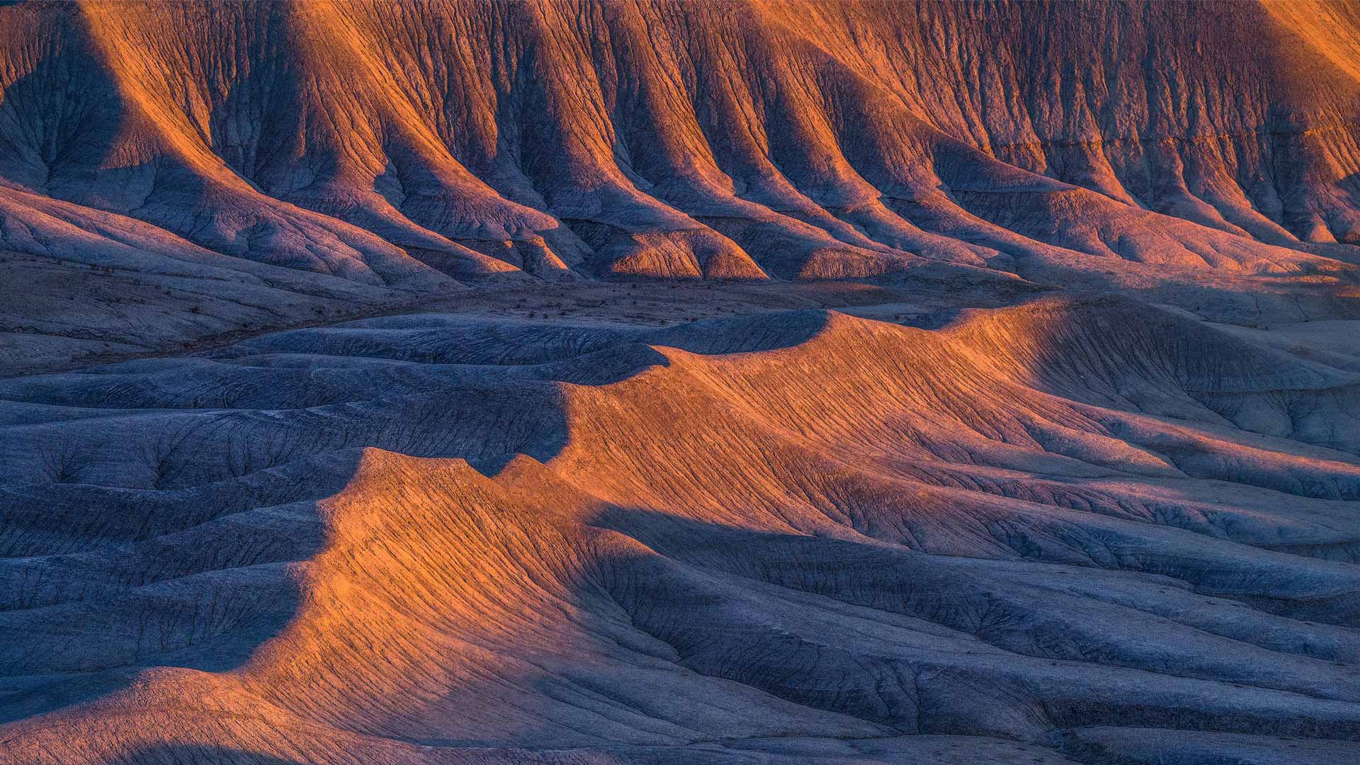 凯恩维尔附近荒地的砂岩地层，犹他州，美国