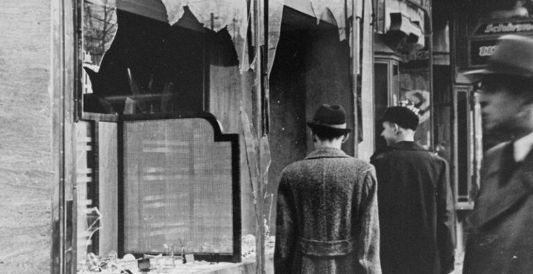 “For there is nothing covered，that shall not be revealed; neither hid，that shall not be known. Therefore whatsoever ye have spoken in darkness shall be heard in the light; and that which ye have spoken in the ear in closets shall be proclaimed upon the housetops.”–Luke
